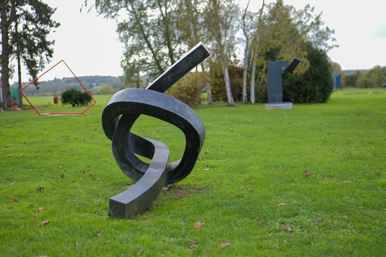 Gite Dans Parc De Sculptures - Gite "Pondichery" Port-Mort Eksteriør billede